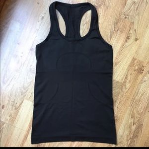 Lululemon swiftly tank